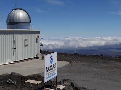 Los niveles de CO2 han alcanzado un nuevo récord en mayo, según las mediciones que se realizan permanentemente en Mauna Loa, Hawaii.