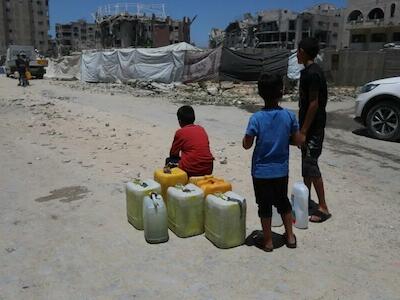 “La población de Ciudad de Gaza se enfrenta a una elección imposible: quedarse y sufrir una ofensiva militar o abandonarlo todo e ir al sur”