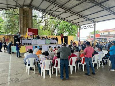 Las mesas de diálogo y denuncias de las comunidades han sido clave para la cancelación de licencias mineras en Sierra Santa Cruz, Guatemala. Foto: cortesía gobierno de Izabal