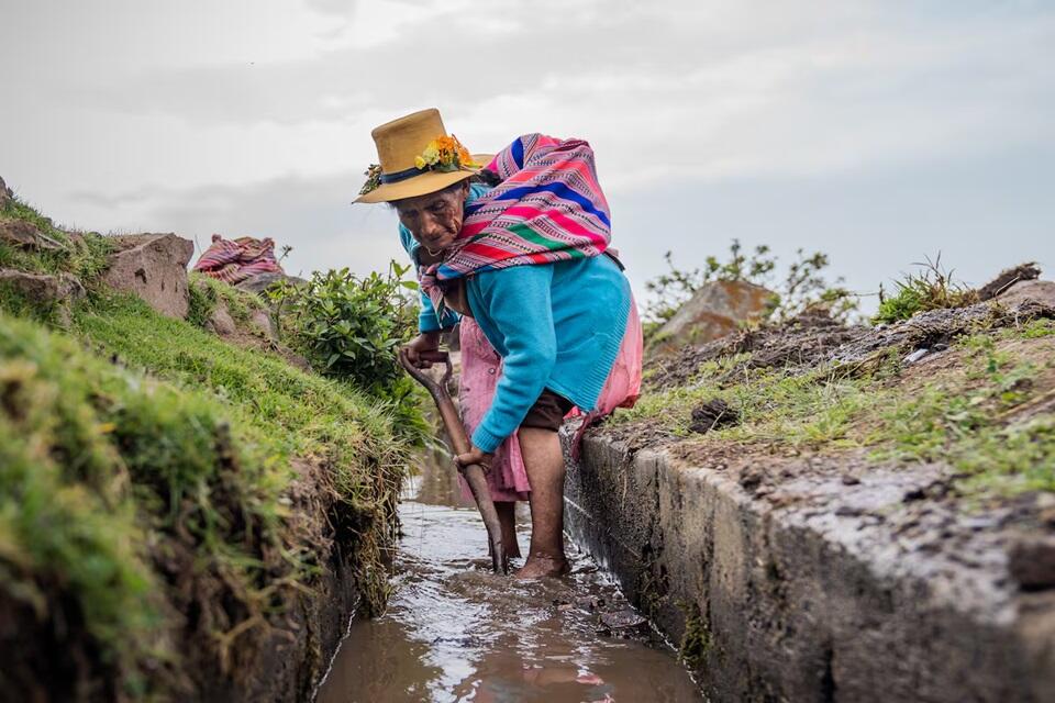 Los campesinos que cuidan los canales incas para que Lima beba incluso ...