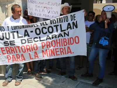 México: Llevan al banquillo a mineras en Oaxaca