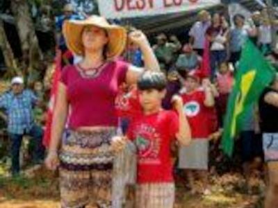 Mulheres Sem Terra ocupam Brasília