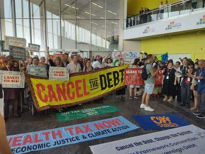 Ni nuevos compromisos, ni calidad democrática: balance final de la cumbre de Sevilla