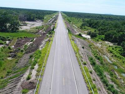 Carretera Bioceánica constituye una amenaza para la subsistencia de los ayoreo en Paraguay. Foto: Ministerio de Obras Públicas de Paraguay.