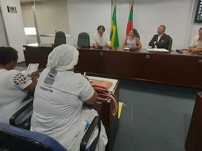 Parlamentares trocam experiências para fortalecer ações contra agrotóxicos