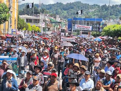 Población de Sololá se moviliza para pedir la libertad de dirigentes indígenas