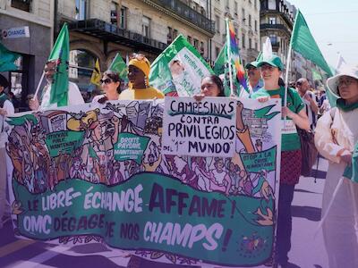 Poner fin al hambre, poner fin a la OMC: la caravana campesina en Ginebra contra el libre comercio