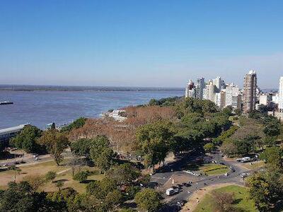 Presentaron un amparo ambiental para proteger la cuenca del Paraná