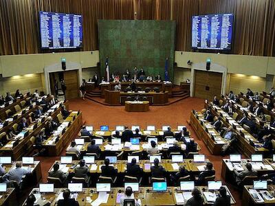 Presión ciudadana lleva al Gobierno a sacar votación del TPP-11 de la tabla de la Cámara