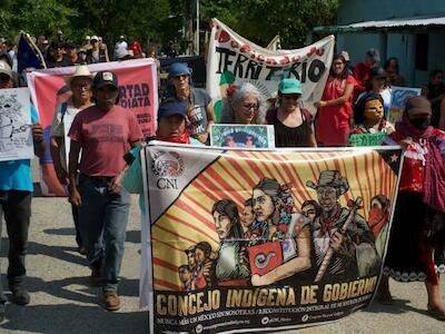 Pueblos convocan acción global frente a neocolonización