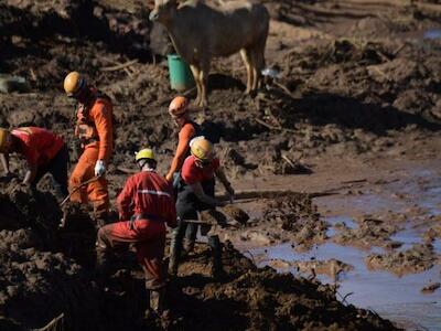 Un especialista en minería advirtió que otros diques mineros podrían romperse en Brasil