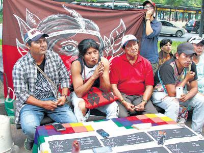 Acampar para defender la tierra