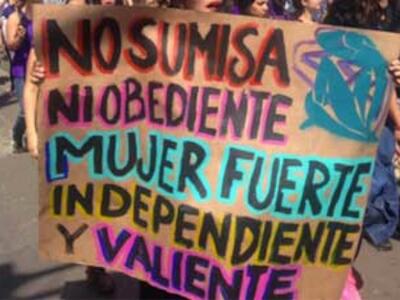 agua y mujeres 0