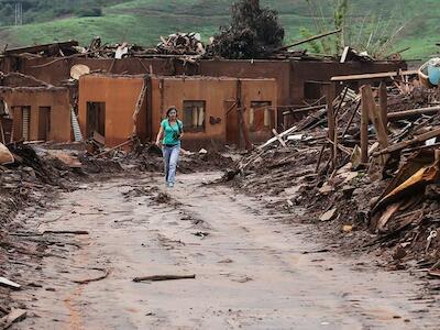 desastre barragen Samarco