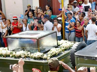 fidel cortejo funebre