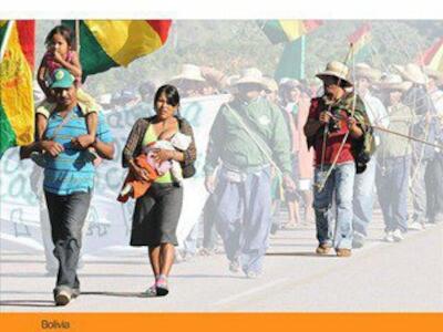Marcha continental indígena y de los pueblos en contra de los megaproyectos mineros