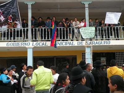 Movimiento Indígena del Pueblo Saraguro se toma Gobierno Municipal