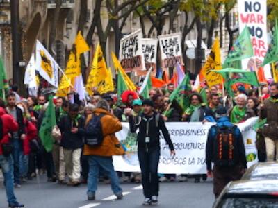 Se cierra el telón de la mascarada