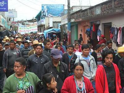 Vecinos-Patzun-exigen-publique-derogacion-Ley-Monsanto-Chimaltenango_PREIMA20140907_0125_32