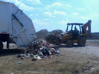 Vertedero-de-basura-fuente-el-maizal