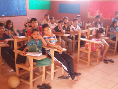 La gran deuda con campesinos/as es tierra, pero también educación