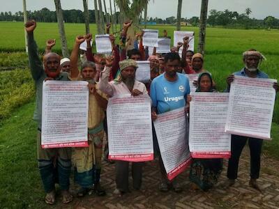 Trabajadorxs agrícolas protestan contra la política de empleo temporal del Ministerio de Finanzas